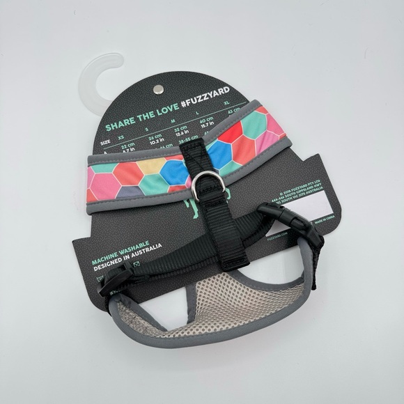 Fuzz Yard Grey Colorful Hexagon Print Adjustable Harness Dog’s Size Medium - Picture 4 of 5